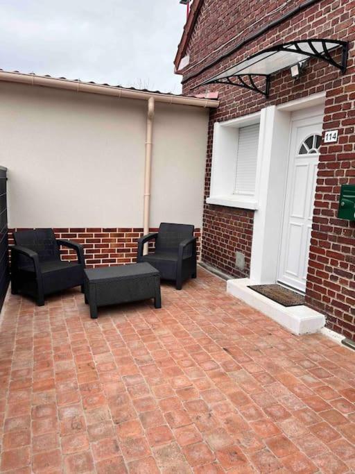 L' Authentique Clement Villa Longueau Exterior foto